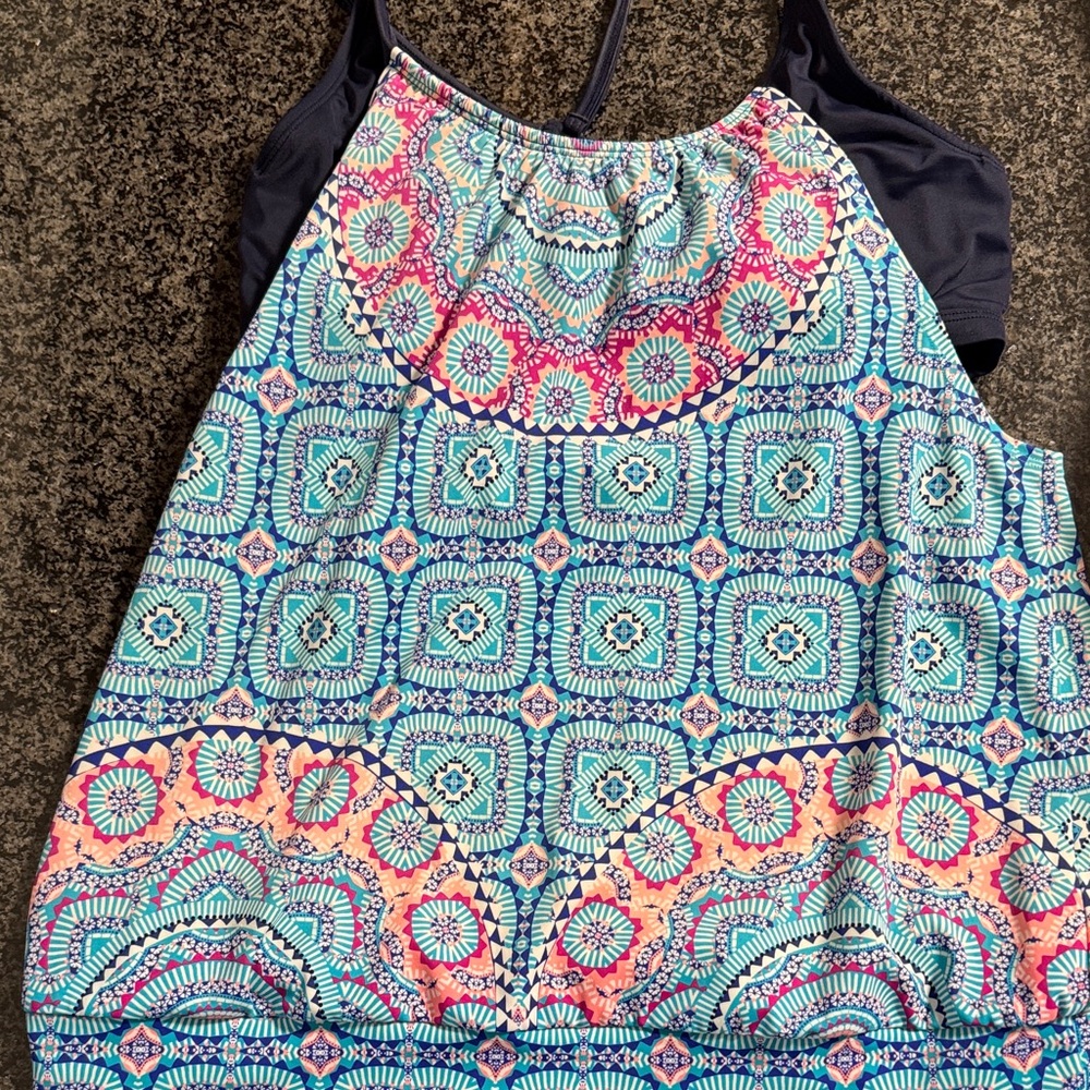 Athleta Multicolor Patterned Swim Top